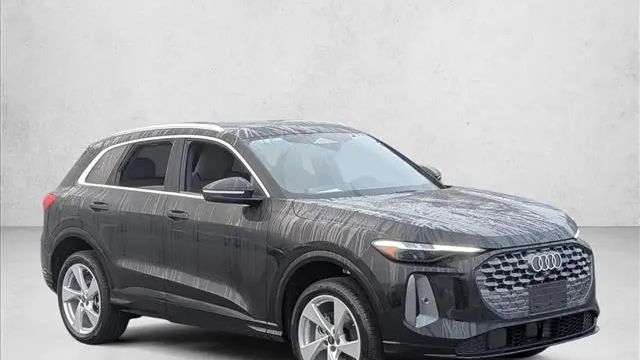 2025 Audi Q5 quattro Premium Plus TFSI