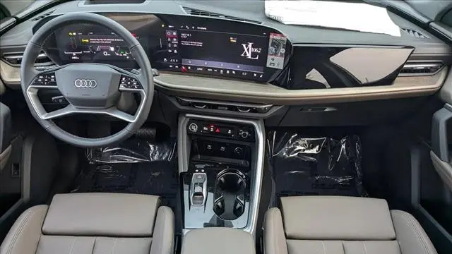 2025 Audi Q5 quattro Premium Plus TFSI