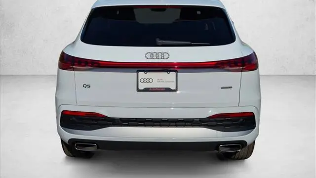 2026 Audi Q5 quattro Premium Plus TFSI