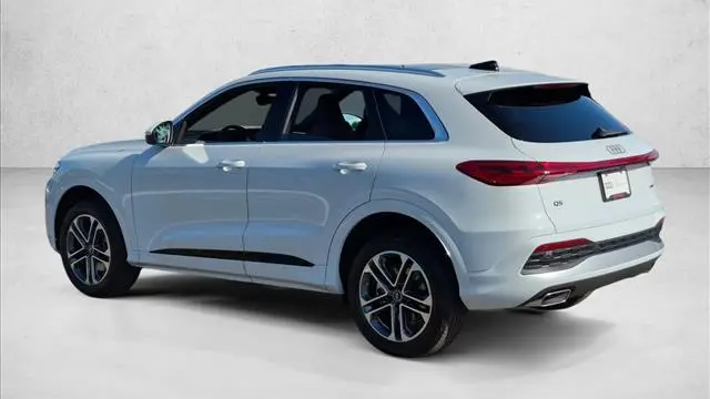 2026 Audi Q5 quattro Premium Plus TFSI