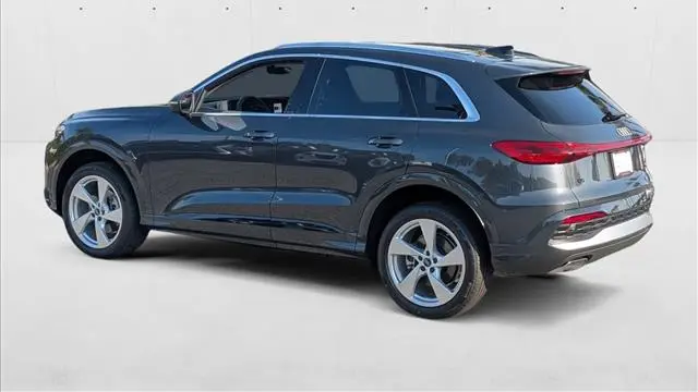 2025 Audi Q5 quattro Premium Plus TFSI