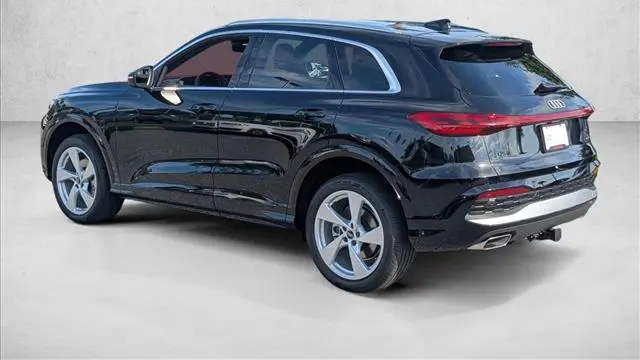 2025 Audi Q5 quattro Premium Plus TFSI