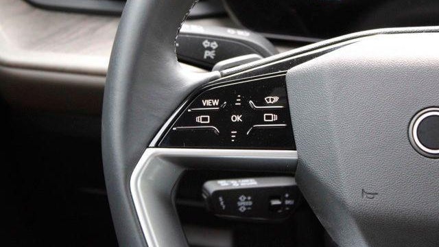 2025 Audi Q5 quattro Premium Plus TFSI