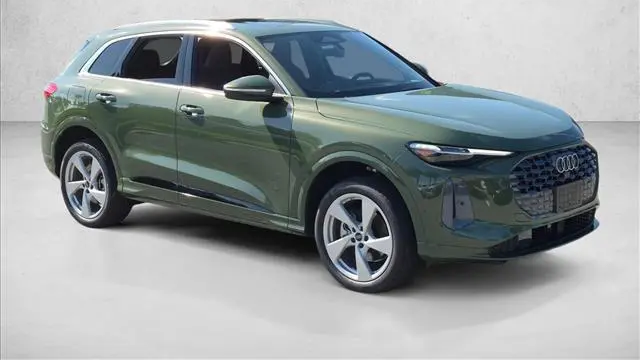 2026 Audi Q5 quattro Premium Plus TFSI