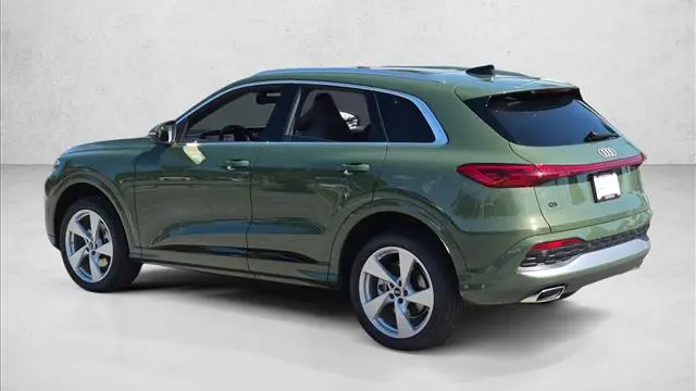 2026 Audi Q5 quattro Premium Plus TFSI