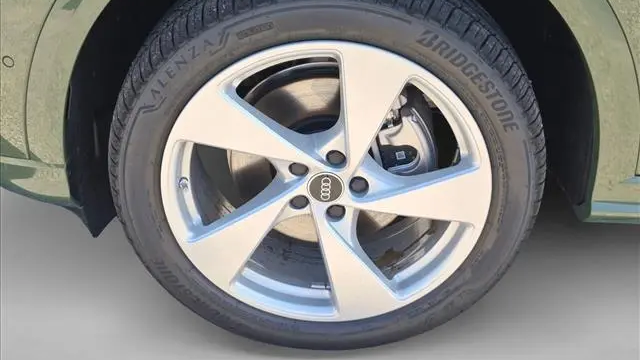 2026 Audi Q5 quattro Premium Plus TFSI