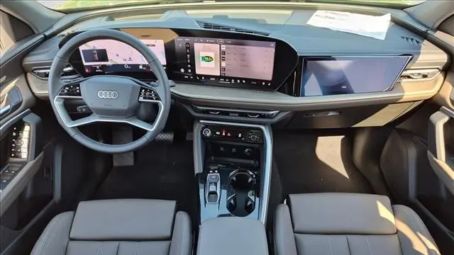2026 Audi Q5 quattro Premium Plus TFSI