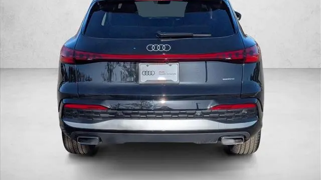 2025 Audi Q5 quattro Premium Plus TFSI
