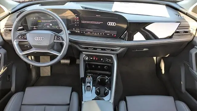 2025 Audi Q5 quattro Premium Plus TFSI