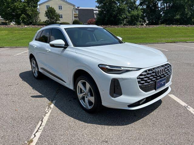 2025 Audi Q5 - $45,094