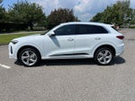 2025 All-new Q5 Thumbnail 6