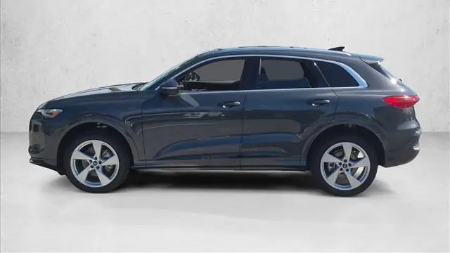 2026 Audi Q5 quattro Premium Plus TFSI
