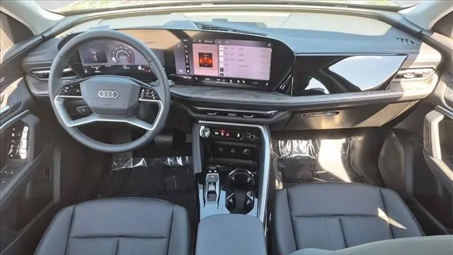 2026 Audi Q5 quattro Premium Plus TFSI