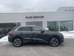2025 All-new Q5 Thumbnail 3