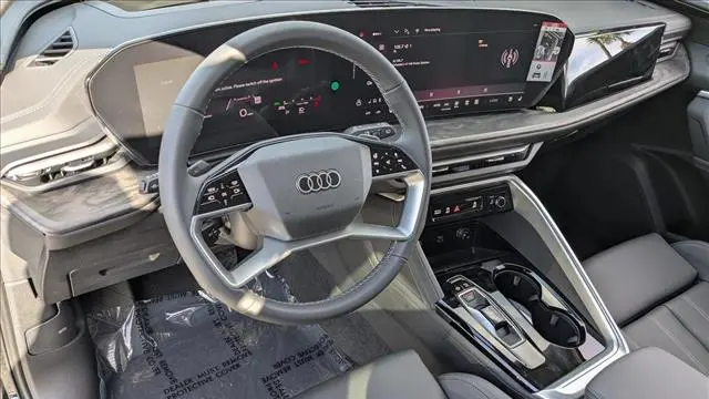 2025 Audi Q5 quattro Premium Plus TFSI