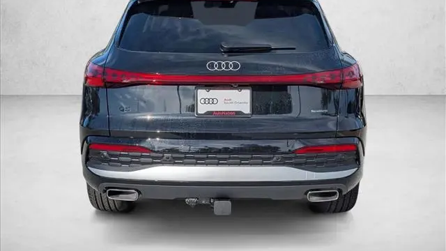 2025 Audi Q5 quattro Premium Plus TFSI
