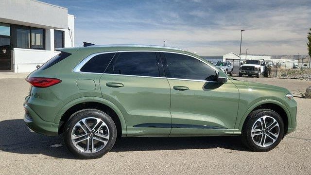 2025 Audi Q5 quattro Premium Plus TFSI