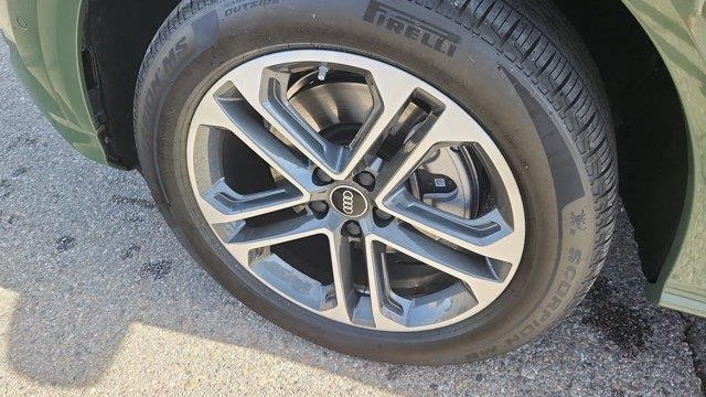 2025 Audi Q5 quattro Premium Plus TFSI