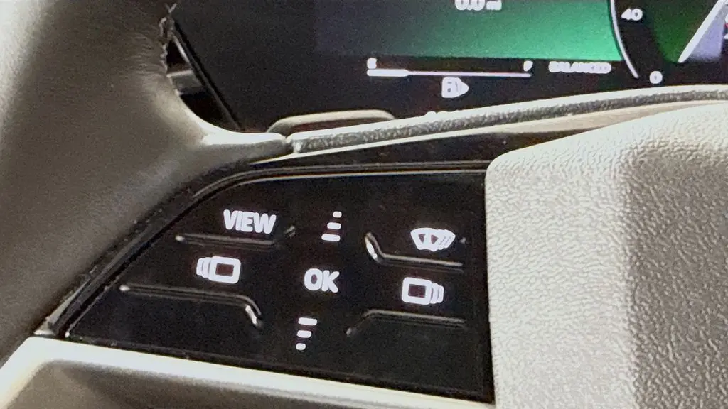2025 Audi Q5 quattro Premium Plus TFSI
