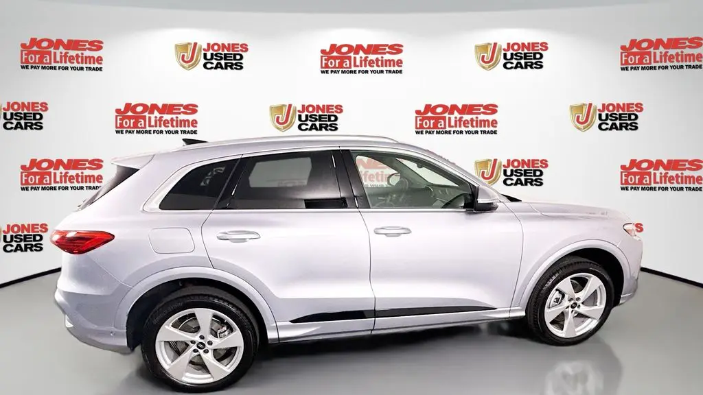 2025 Audi Q5 quattro Premium Plus TFSI