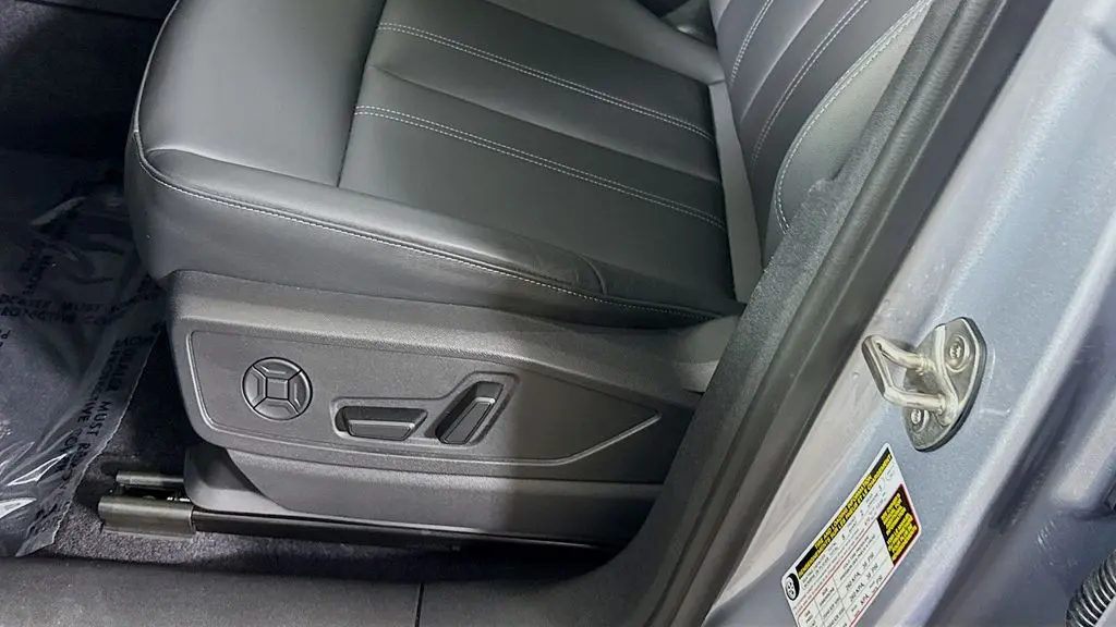 2025 Audi Q5 quattro Premium Plus TFSI