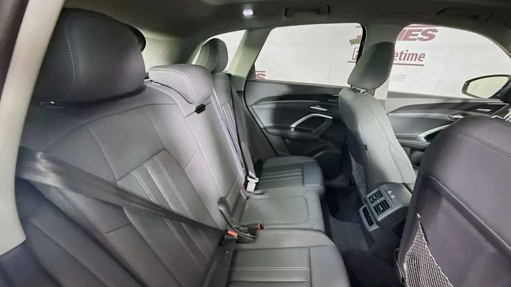 2025 Audi Q5 quattro Premium Plus TFSI