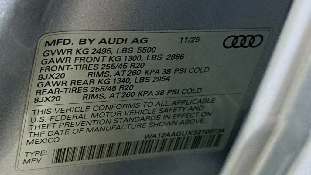 2025 Audi Q5 quattro Premium Plus TFSI