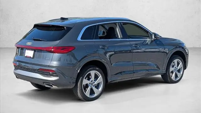 2025 Audi Q5 quattro Premium Plus TFSI