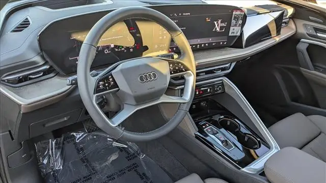 2025 Audi Q5 quattro Premium Plus TFSI