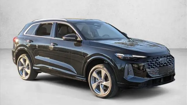 2025 Audi Q5 quattro Premium Plus TFSI