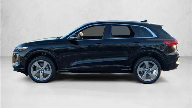 2025 Audi Q5 quattro Premium Plus TFSI