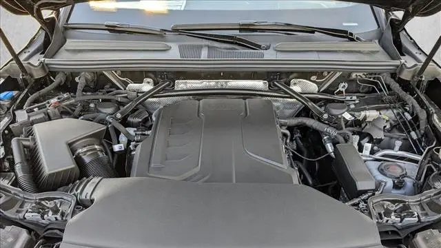 2025 Audi Q5 quattro Premium Plus TFSI