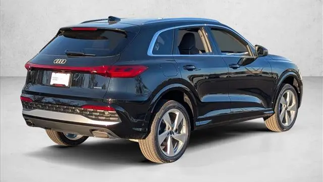 2025 Audi Q5 quattro Premium Plus TFSI