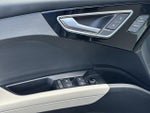 2023 Q4 Sportback e-tron Thumbnail 13