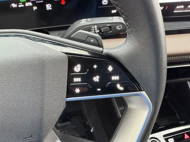 2025 Audi Q6 - $47,001