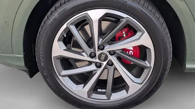 2026 Audi SQ5 quattro Prestige TFSI