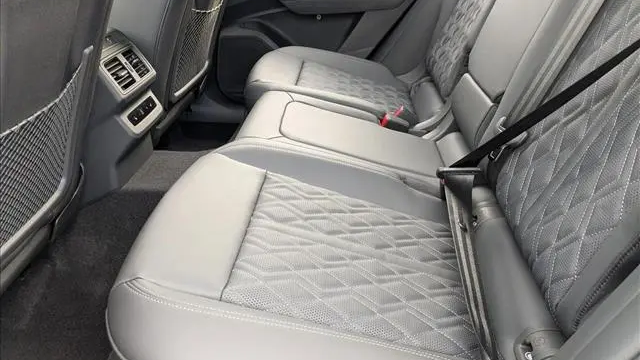 2026 Audi SQ5 quattro Prestige TFSI
