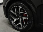 2025 SQ6 e-tron Thumbnail 9