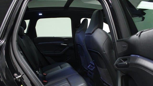 2025 Audi SQ6 e-tron quattro Prestige