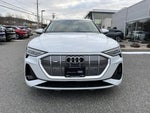 2022 e-tron Sportback Thumbnail 2