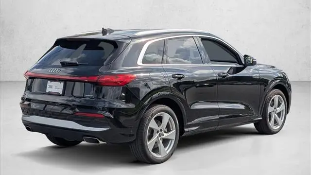 2025 Audi Q5 quattro Prestige TFSI