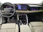 2025 All-new Q5 Thumbnail 9
