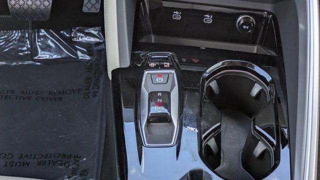 2025 Audi Q5 quattro Prestige TFSI