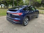 2025 Q4 Sportback e-tron Thumbnail 9