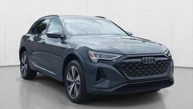 2024 Audi Q8 e-tron quattro Premium
