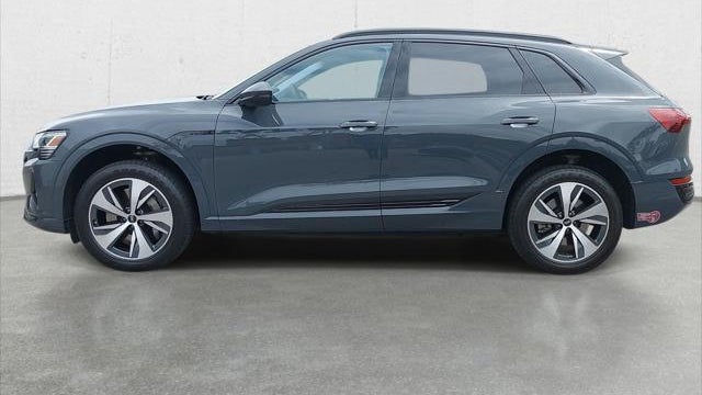 2024 Audi Q8 e-tron quattro Premium