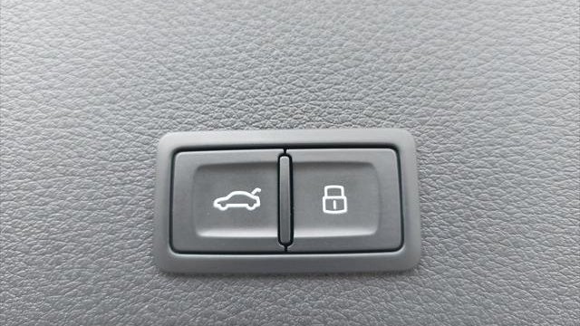 2024 Audi Q8 e-tron quattro Premium