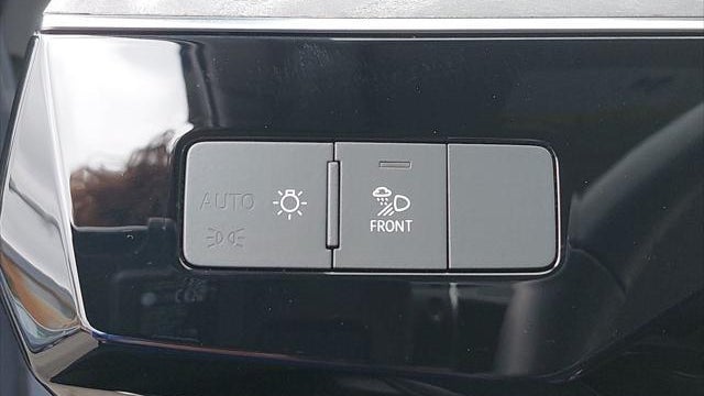 2024 Audi Q8 e-tron quattro Premium