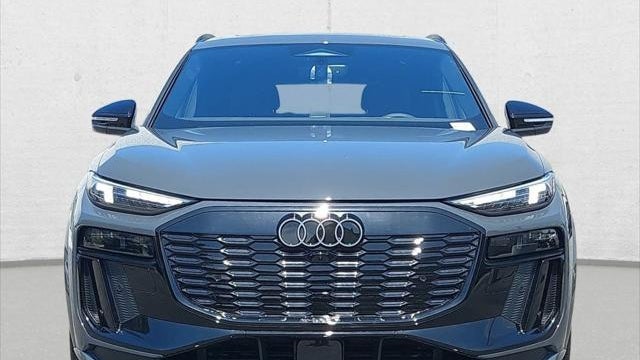 2027 Audi Q6 e-tron quattro Premium Plus