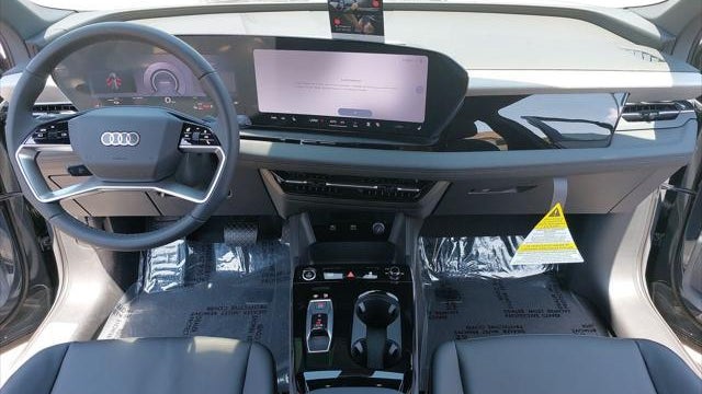 2027 Audi Q6 e-tron quattro Premium Plus